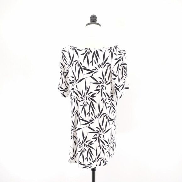 Jm Collection White And Black Leaf Print Scoop Neck Top Large Short Sleeve Rayon - Picture 5 of 8